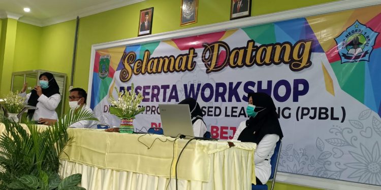 PBL Efisienkan Waktu Kegiatan Proses Belajar Mengajar